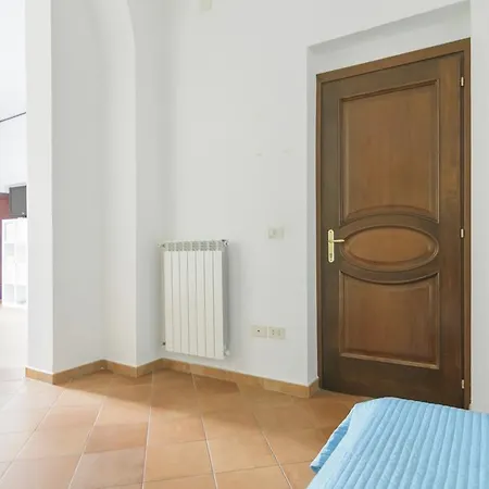 Apartment Muzii B Halldis *